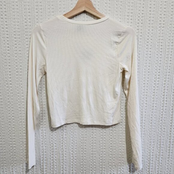 Wild Fable Pug Dog Ribbed Embroidered White Long Sleeve Crop Top Size Medium - Picture 3 of 13